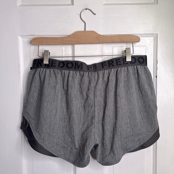 Under Armour Shorts Women’s Freedom Play Up Knit in Grey NEW with Tag W1669 Sz L - Picture 6 of 8